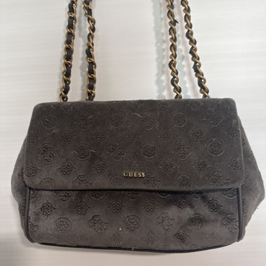 GUESS Schultertasche dunkelbraun