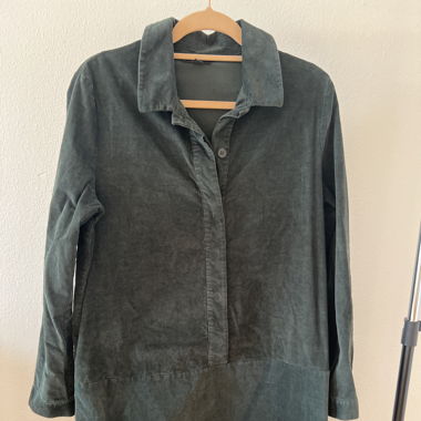 Kleid aus Cord von COS