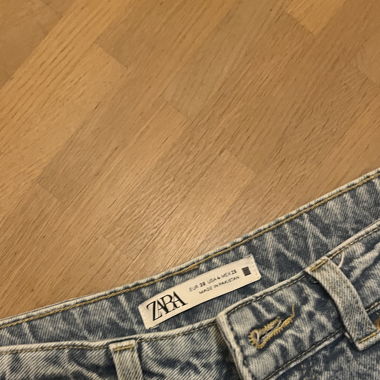 Zara Jeans