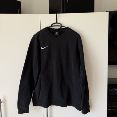 Black Nike Sweatshirt, Size M