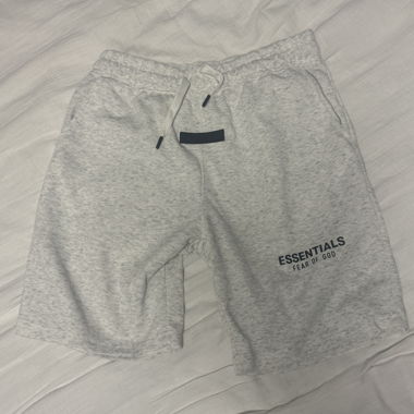 Essentials Sweatshorts Grey