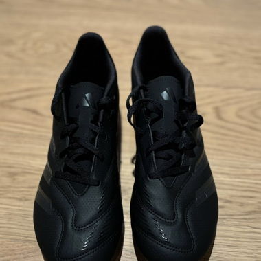 Adidas Fussball Schuhe, Gr. 44