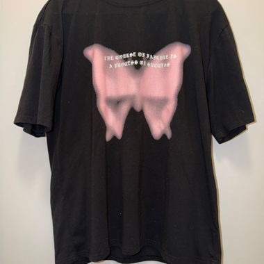 Schwarzes Tshirt