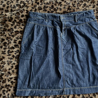 Denim rock