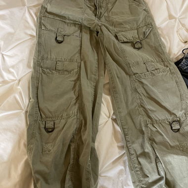 Pantalon cargo Bershka kaki
