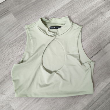 Top verde senza maniche SHEIN