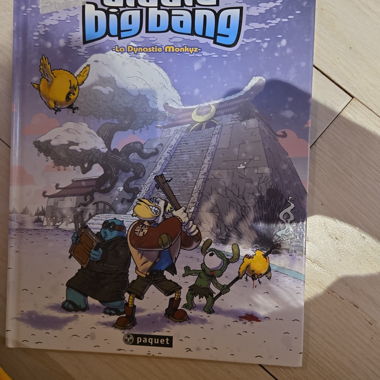 Bd plusieurs disponible 
