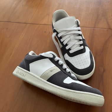 NKY Sneakers