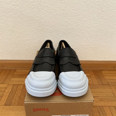 Loafers 