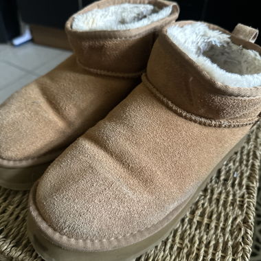 UGG beige 