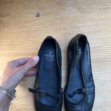 Ballerina con cinturini