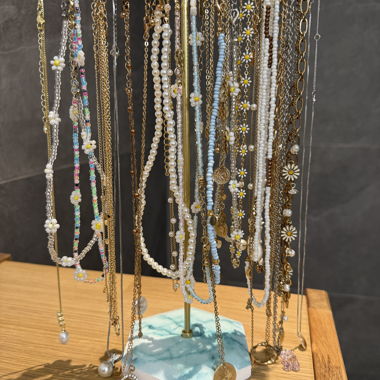 25 colliers