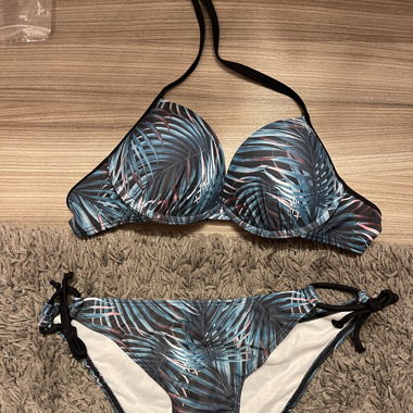 Maillot de bain bikini jamais porté 