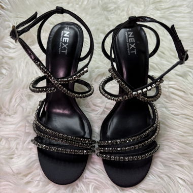 Tacchi con strass neri - nuovi