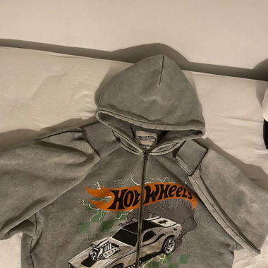 HOT WHEELS ZIPPER