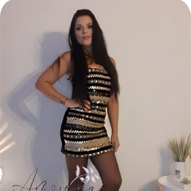 Robe Noire et dore 