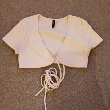 White short tie-top