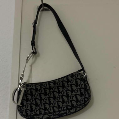 Dior Oblique Pouch Bag – D-Charm Model