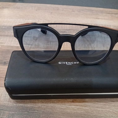 Lunettes de soleil Givenchy GV 7017/S