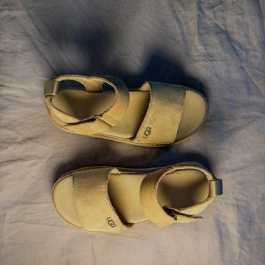 Sandales à plateforme UGG Goldenstar