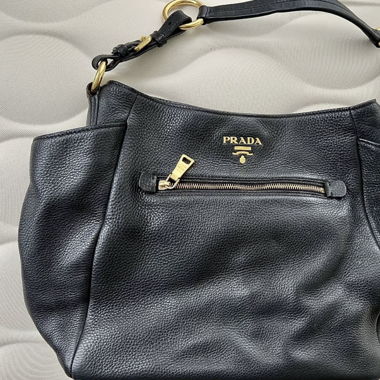 Prada Schultertasche 