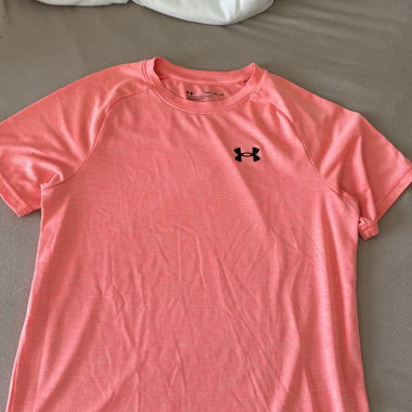 Under Armour Sportshirt rosa