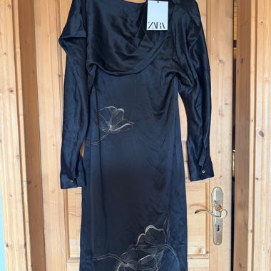 Zara schwarzes Kleid