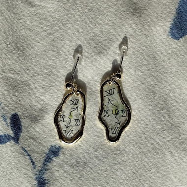 Ohrringe Earrings aesthetic ästhetisch Dali Uhr