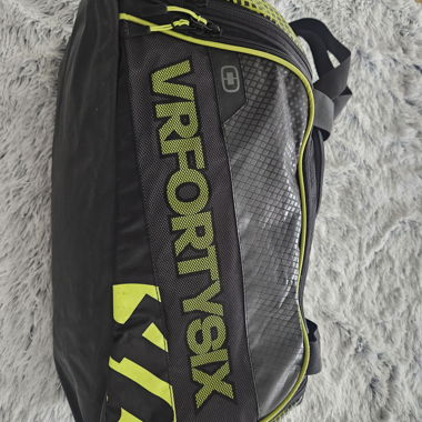 Ogio VR46 Sports Bag 38L - Practicality Guaranteed!