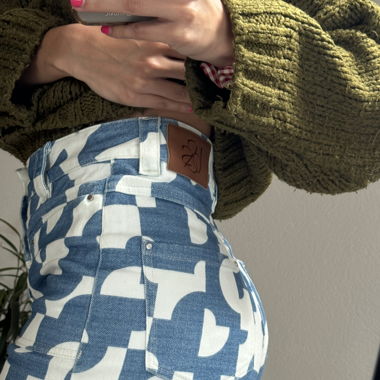 Short Ba&sh