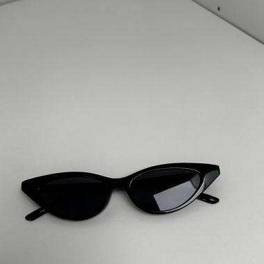 Lunettes de soleil œil-de-chat noires