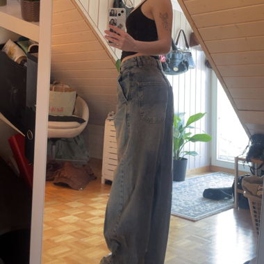 Jeans taille mi-basse ample