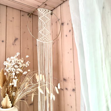 Macramé wall hanging