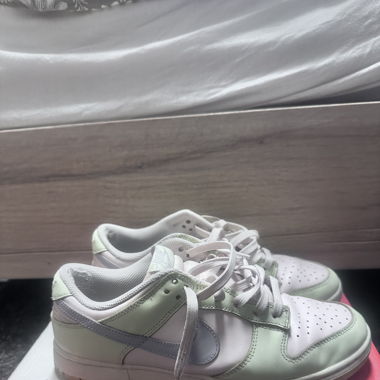 Nike Dunk Low 