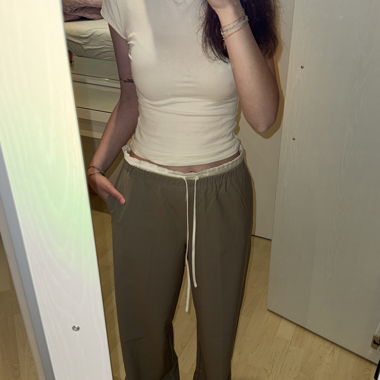 Pantaloni ampi in tessuto marrone
