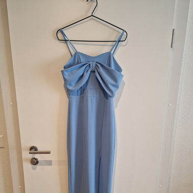 Festliches Kleid hellblau