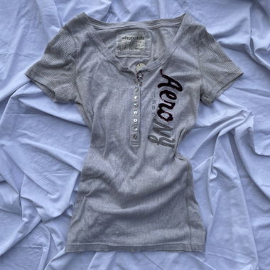 Haut gris Aéropostale taille M