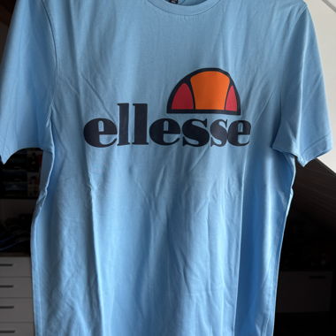 T-shirt Ellesse azzurro chiaro taglia L