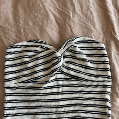 Top bandeau rayé avec un noeud 