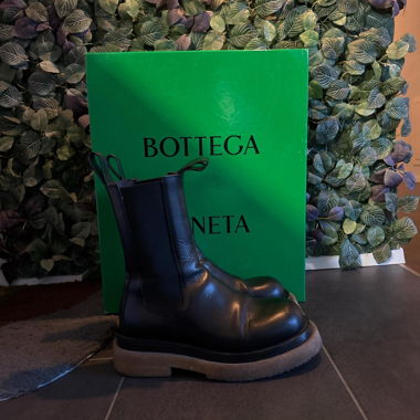 BOTTEGA VENETA LOG BOOT BLACK