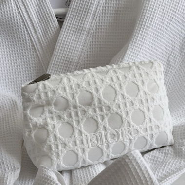 Dior 2026 weisse Kosmetiktasche