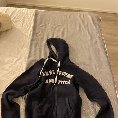 Gilet marine Abercrombie and Fitch