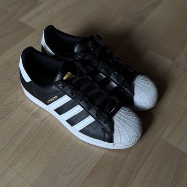 Adidas Superstar noir