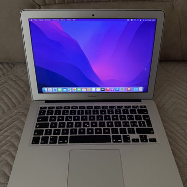 MacBook Air 13" (2017) – Disque SSD 250 Go – Très bon état