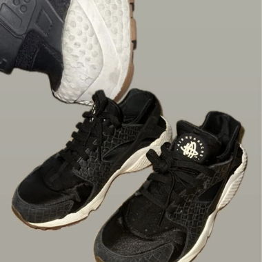 Sneakers Nike Air Huarache nere
