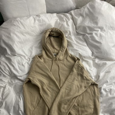 Dunkel Beiger- Pullover