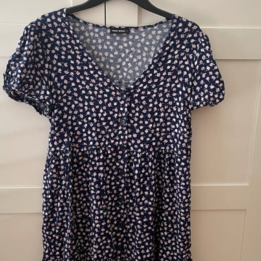 Sommerkleid mit Blümchen