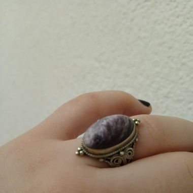 Ring Charoite Stein