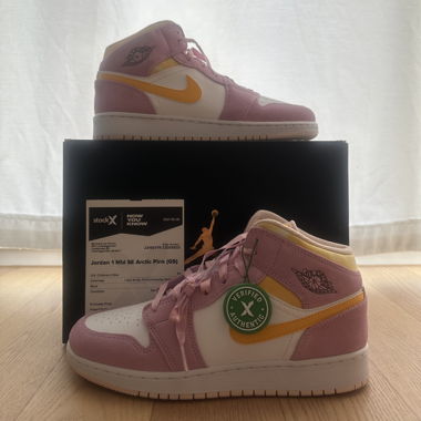 Nike Air Jordan 1 Mid SE Arctic Pink GS