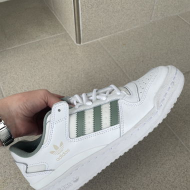 Adidas Forum
